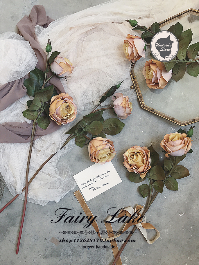 Retro classical oil painting style ins antique style Monet autumn dream autumn roses artificial flowers fake flowers