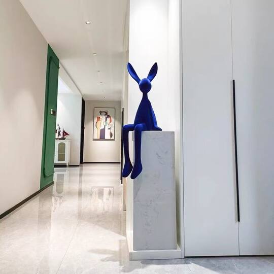 Klein flocado sentado internet celebridad adornos de conejo de alta gama sala de estar TV gabinete entrada vino gabinete decoraciones para el hogar