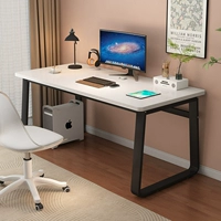 Утолщенная белая лапша и черные ножки