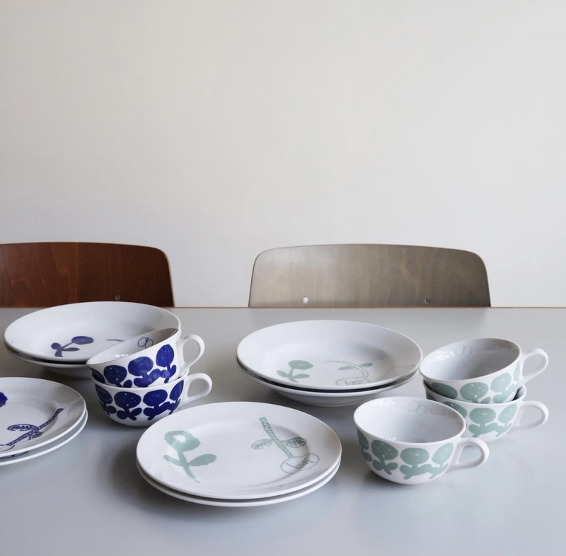 Japanese Mina Perhonen Collaboration with Akira Minagawa Light Green Floral Butterfly Coffee Cereal Cup Dinner Plate Deep Plate