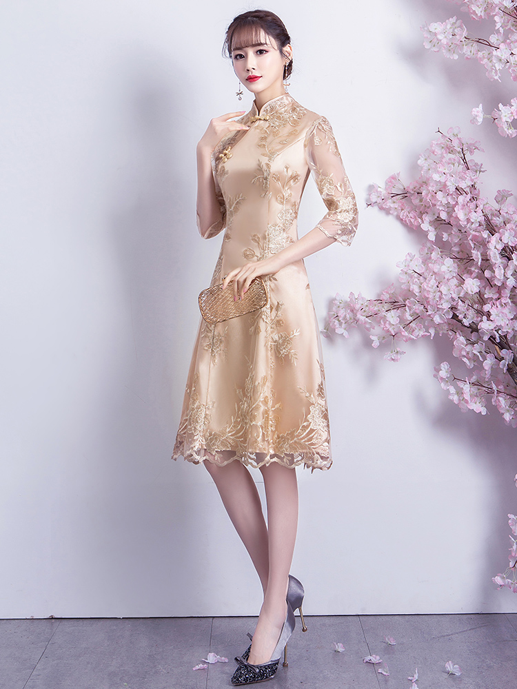 Lightweight demi-season long golden cheongsam, Chinese style, mid-length Lightweight demi-season long golden cheongsam, Chinese style, mid-length