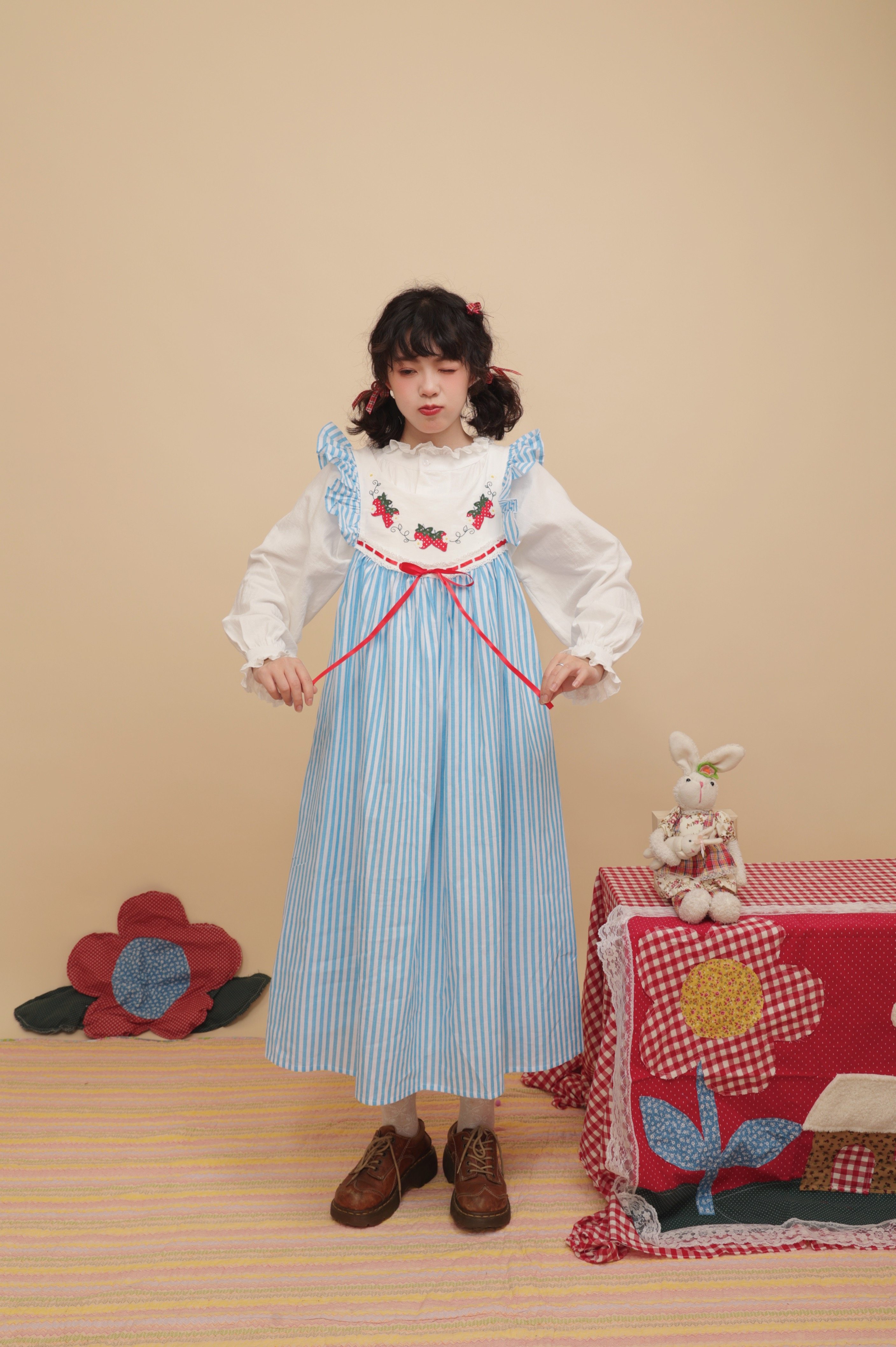 15%OFF】ヴィンテージガーリー いちごアップリケ フリルスリーブ