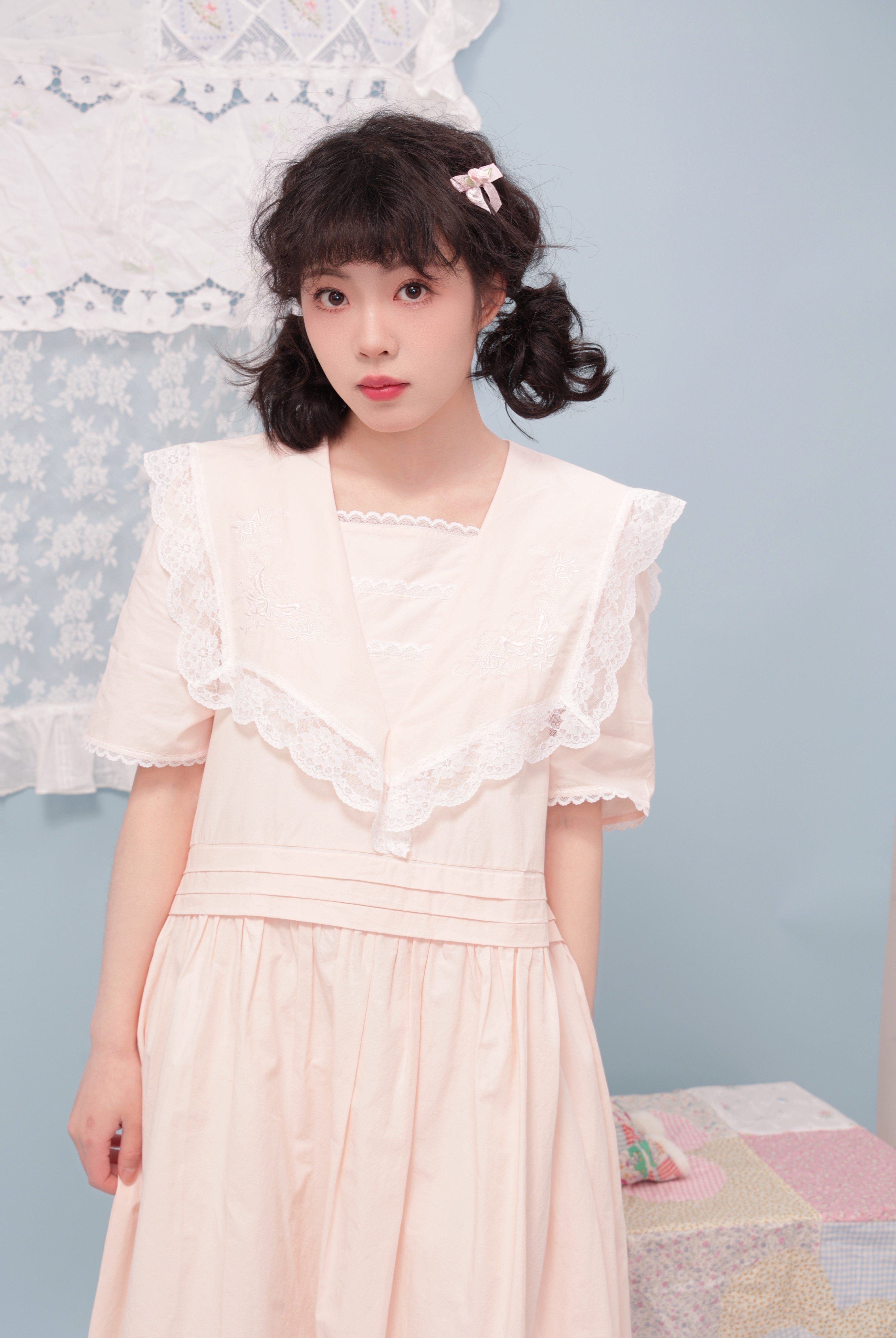 15%OFF】アンティークドールのような、セーラーカラーのレースピンク