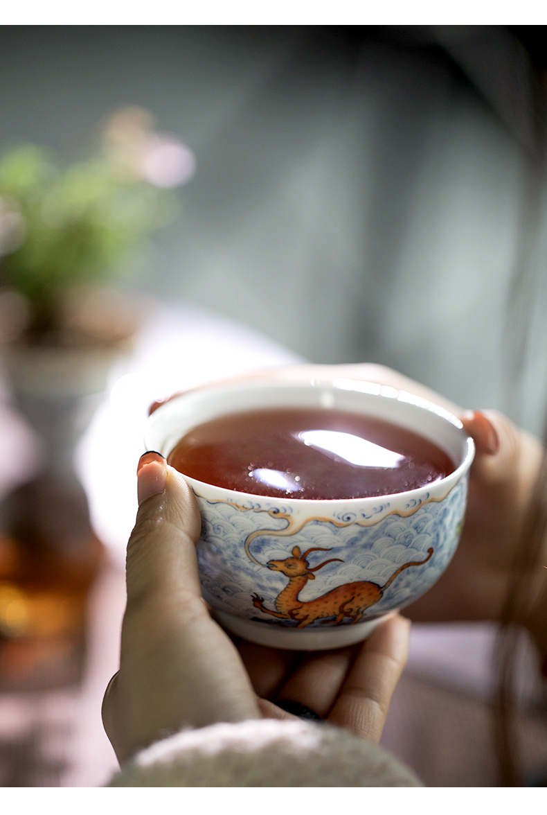 Qin Qiuyan the teacher bucket color is dark water benevolent grain single cup of jingdezhen ceramics by hand kung fu tea cups