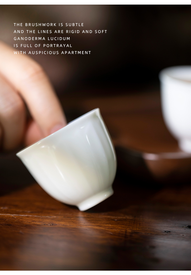 Embossed lotus mountain sound hand sample tea cup of jingdezhen ceramic kung fu master wen xiang single cup small bowl