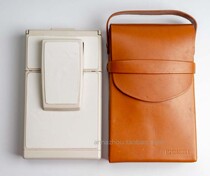 Polaroid Polaroid SX-70 series Classic White Model2 scale version with original leather case