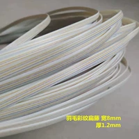 Плоская лоза с рисунком перьев