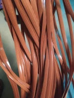 Светло -красный рисунок плоский ротан