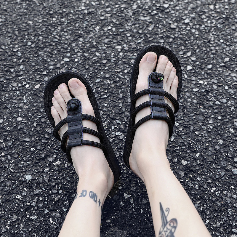 Men's thick soles slippers outdoor Korean edition of the personality of the summer anti-slippers soft-character slippers Harbour beach shoes