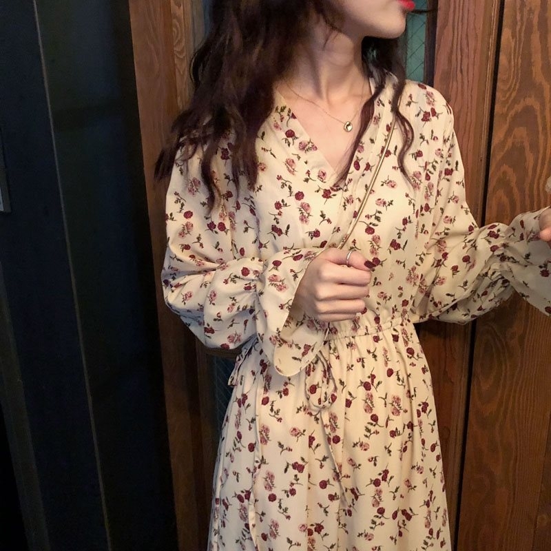 Fat mm large size women's floral tea break dress spring and autumn 2021 new Chiffon age reduction foreign school early spring