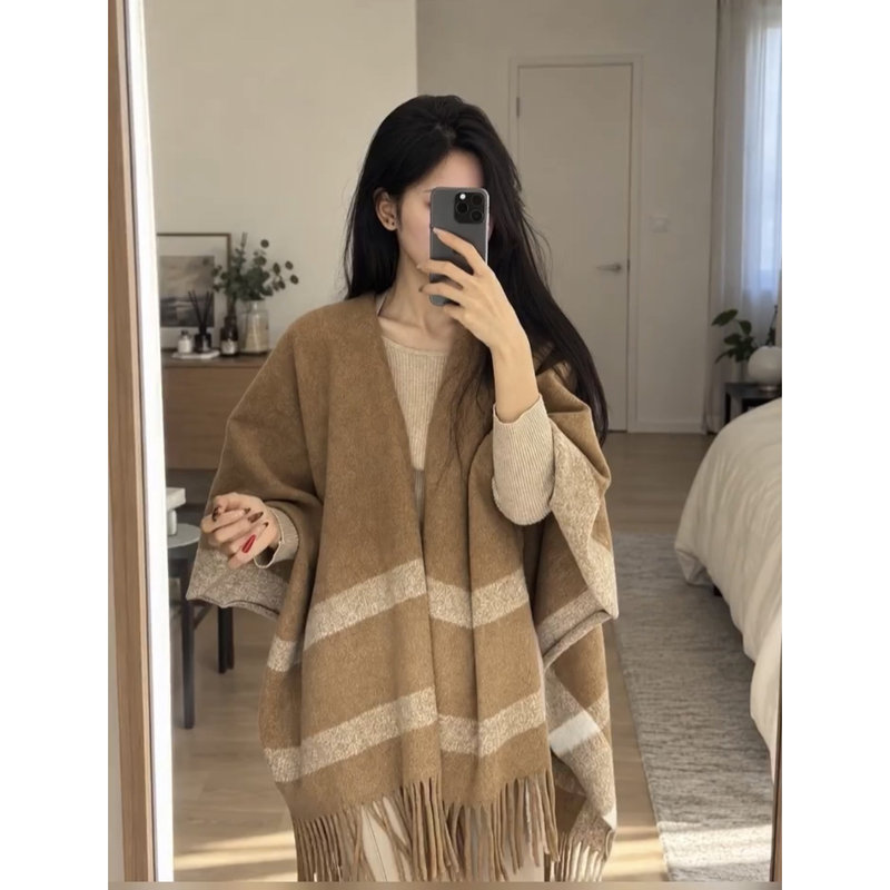 Vintage High-End Color-Blocked Shawl for Women, Autumn and Winter Atmospheric Outerwear, Travel Scarf, Elegant Cape, Cloak, and Coat Vintage High-End Color-Blocked Shawl for Women, Autumn and Winter Atmospheric Outerwear, Travel Scarf, Elegant Cape, Cloak, and Coat