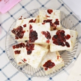 Zero -fun Romantic Snowflake хрустящая говядина, ягоды, повседневные закуски, закуски, закуски, молоко gai shakima self -made
