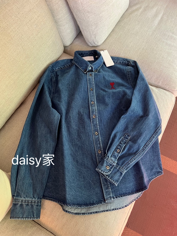 2025 Spring/Summer New Heart Embroidery Denim Shirt Jacket Unisex Loose Casual Versatile Long Sleeve Top 2025 Spring/Summer New Heart Embroidery Denim Shirt Jacket Unisex Loose Casual Versatile Long Sleeve Top