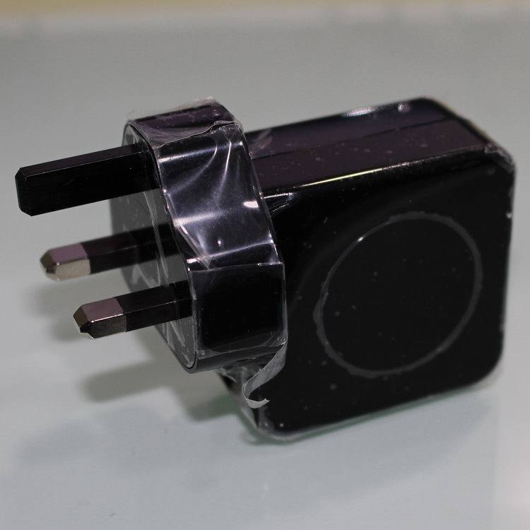 Rocketfish original 5V4 2A dual-port USB charger is suitable for Android Apple iPad tablets