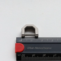 Квадратный, маленький, металлический