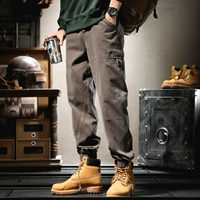 Темно-серый