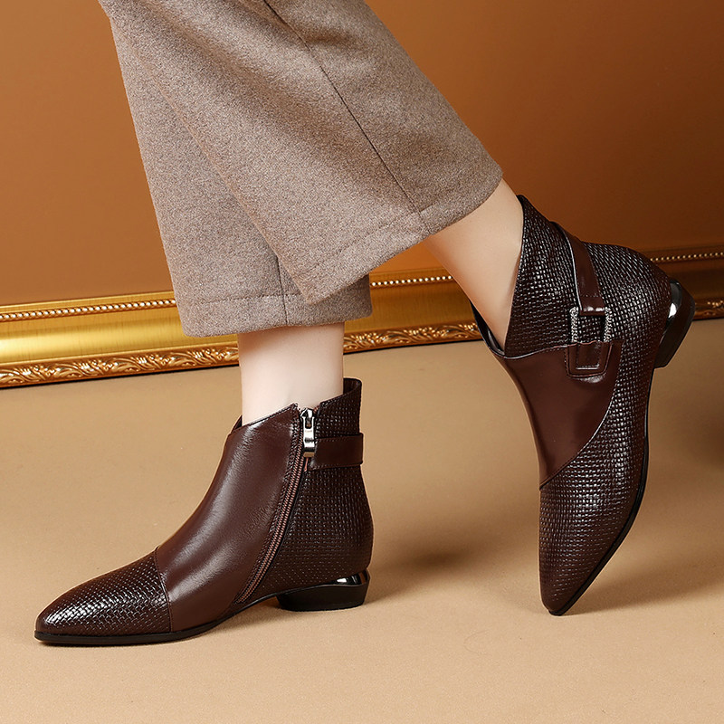 Short boots women's British style 2020 autumn and winter new Martin boots flat low heel leather women's boots thick heel Chelsea boots