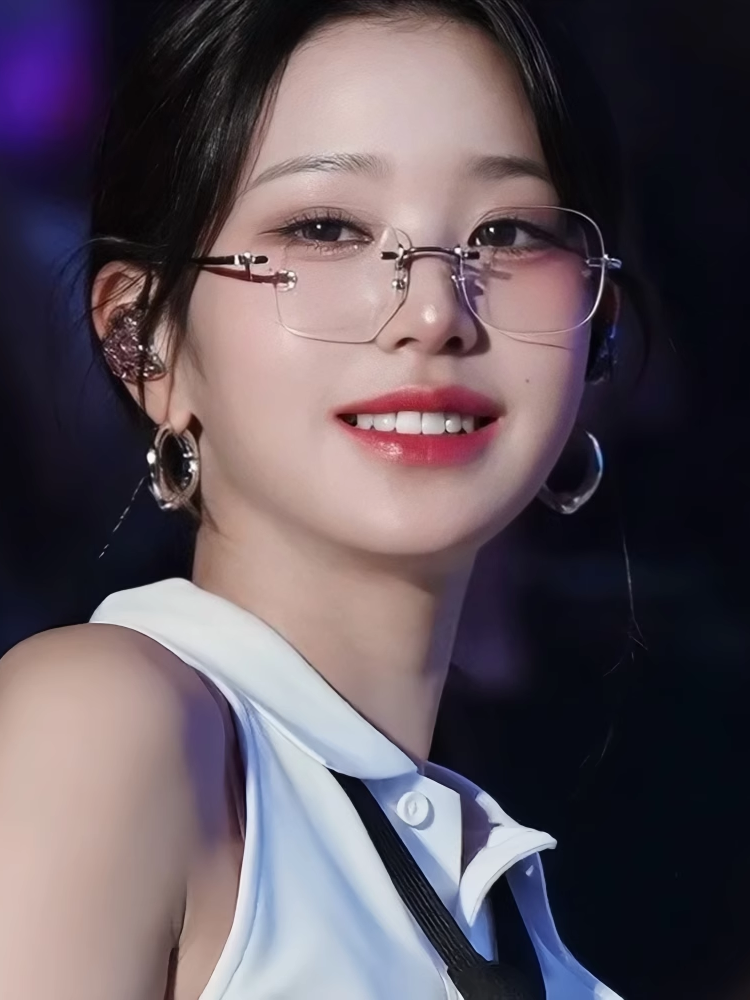 Trendy Instagram-Style Frameless Makeup-Free Look-Enhancing Glasses with Prescription or Non-Prescription Lenses, Ultra-Light Trendy Frames for Men and Women