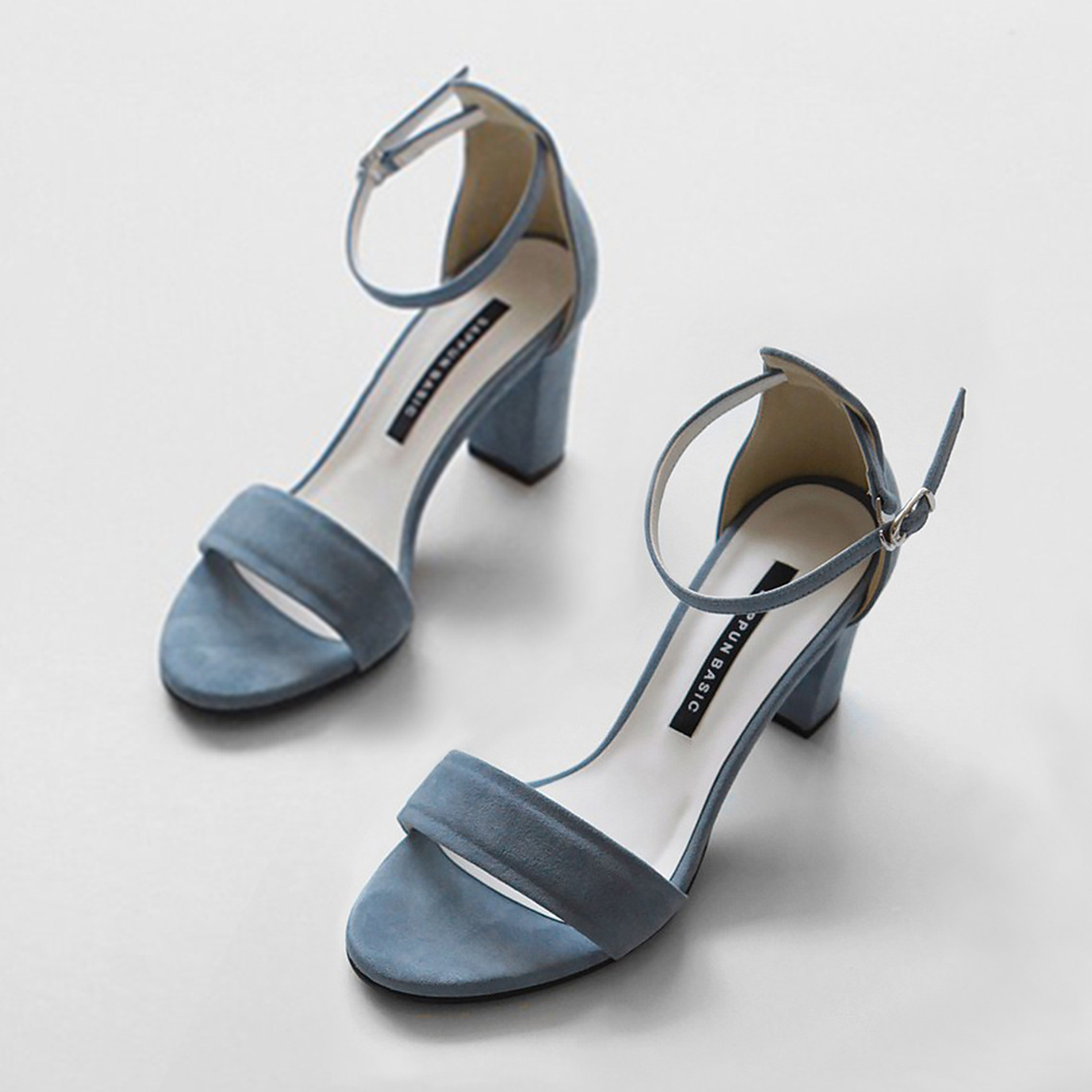 Sandals women 2022 new 100 hitch heel-strap students with internet red fairy wind high heel summer women's shoes