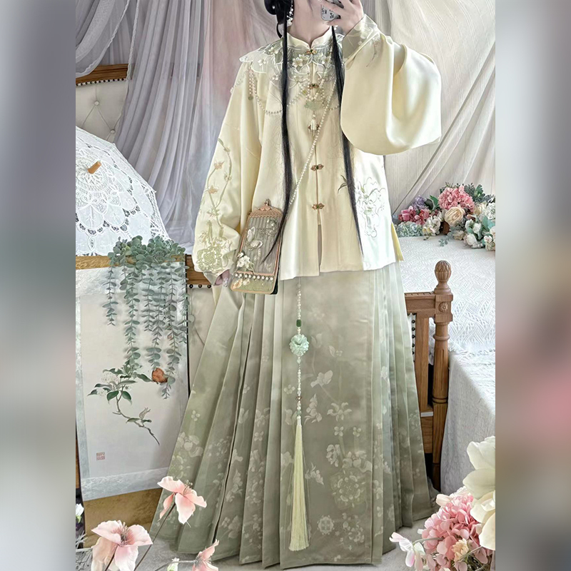 Gong Yuyi's Original Hanfu for Women [Autumn Vibes] Ming-Style Stand-Up Collar, Front-Buttoned, Pipa Sleeves, Embroidered, Mamian Skirt Autumn/Winter Collection