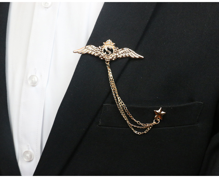 Nam Trâm Corsage Hàn Quốc Phù hợp cao cấp Huy hiệu Angel Wings Chain Pin khóa Cổ áo Pin Nữ Vintage Badge - Trâm cài phụ kiện cài áo vest nam
