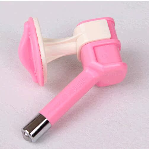 Imported dog water spout Pet hanging water bottle drinking device Teddy bixiong automatic feeding water spout drinking device quality