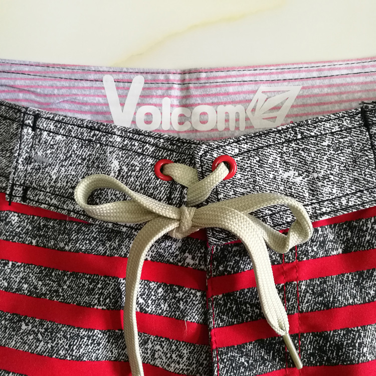 VOLCOM Đàn ông Quần short bãi biển Giải trí Thể thao Bơi ngoài trời Tập thể dục Chạy bộ Spa Home Island - Quần bãi biển 	quần đi biển cho nam	