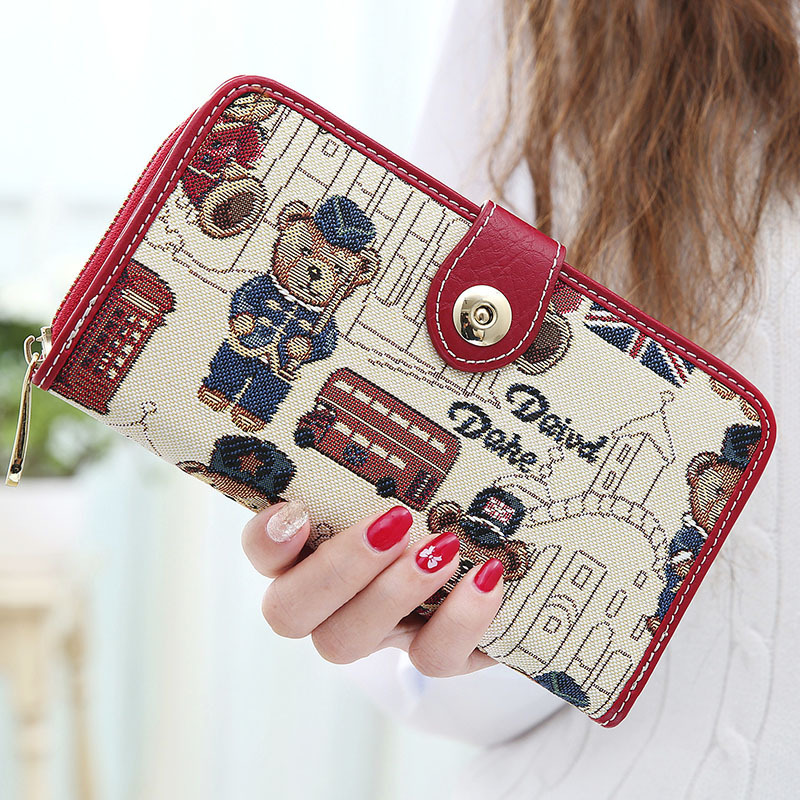 Next door Xiaofei women's wallet female long version of the new practical zipper magnetic buckle cute bear student wallet
