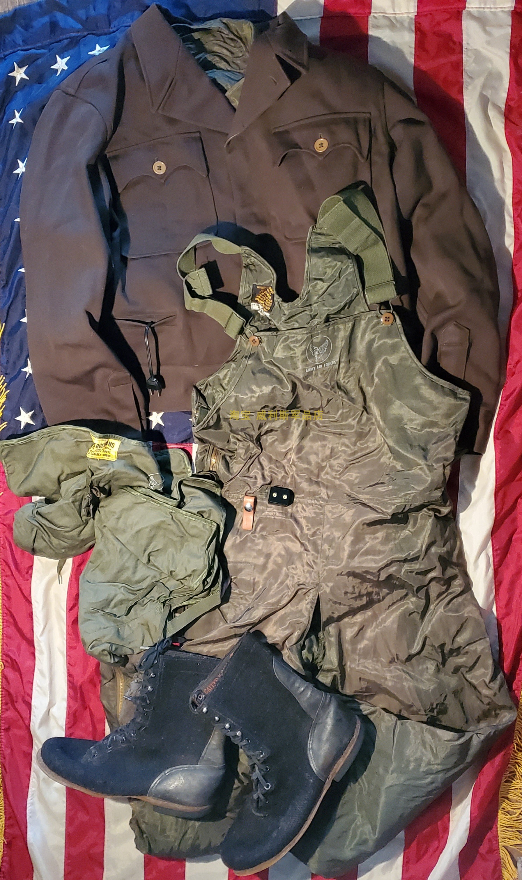 World War II U.S. military version of the original Army Air Force GE Electric F2 bomber pilot electric heating suit full set