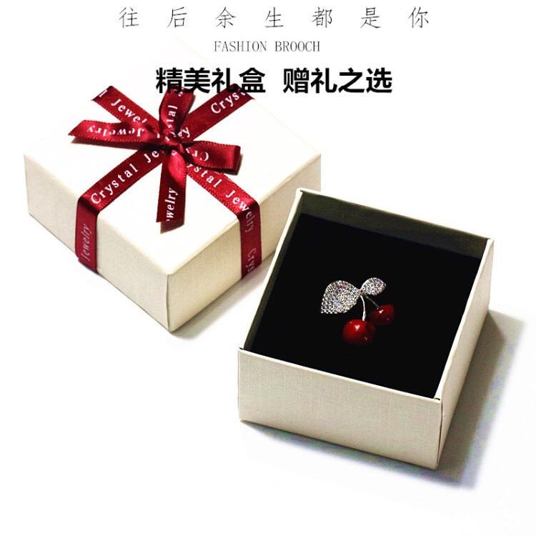 Hàn Quốc rhinestone đỏ nhỏ dễ thương anh đào trâm nữ phù hợp với cổ áo kim áo sơ mi pin pin khóa chống trâm phụ kiện cài áo