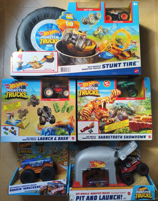 Authentic Hot Wheels Bigfoot Series Toy Scene Track