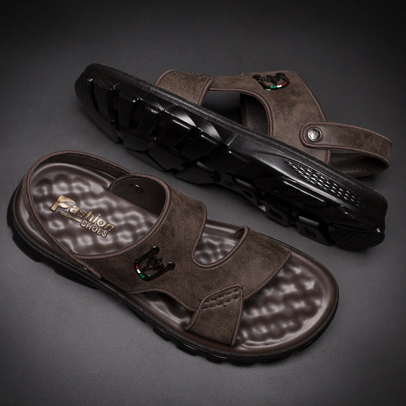 Sandals men 2022 Summer new style outwear Dual-use Beach Shoes Men Casual Middle Aged Dad Cool Slippers