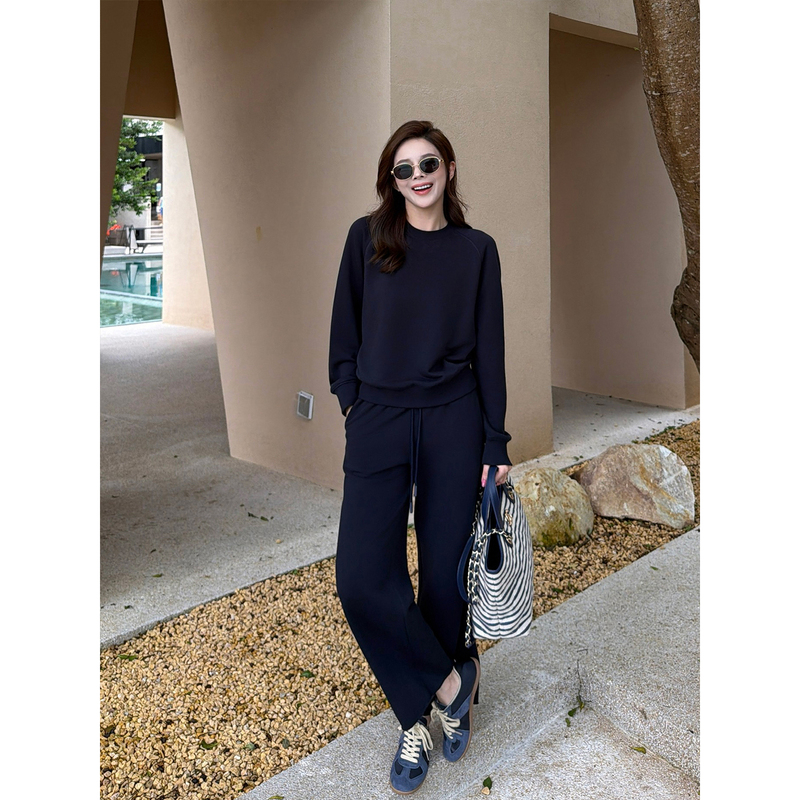 Junjun【Sports Suit】Lyocell Loose-Fitting, Elegant and Slimming Sweatshirt with Straight-Leg Casual Pants Two-Piece Set