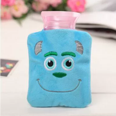 Phim hoạt hình xách tay nước nóng chai nước tiêm cô gái nhỏ với thắt lưng nhỏ bé trai vừa duvet đầy nước mùa đông xe tap di cho be