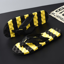 Herringbone Drag Mens Summer New Trend Fashion Mens Clip Foot Dragging Personality Non-slip Outside Wearing Beach Shoes 2021 new