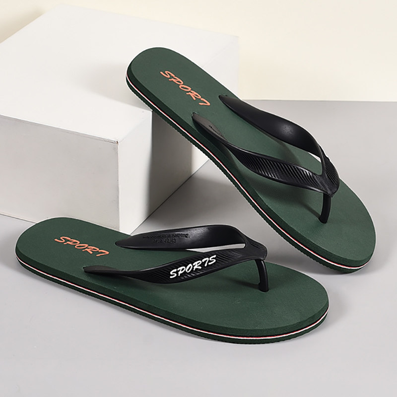 Anti-slip herringbone dragging 2021 new clip feet tugging men outside wearing abrasion resistant slippers Summer individuality soft bottom beach sandals