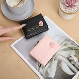 Милый складной короткий бумажник, полиуретановая маленькая клубника, кошелек, новая коллекция, в корейском стиле