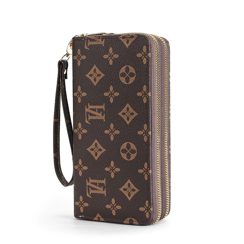 Capacious long synthesized wallet with zipper