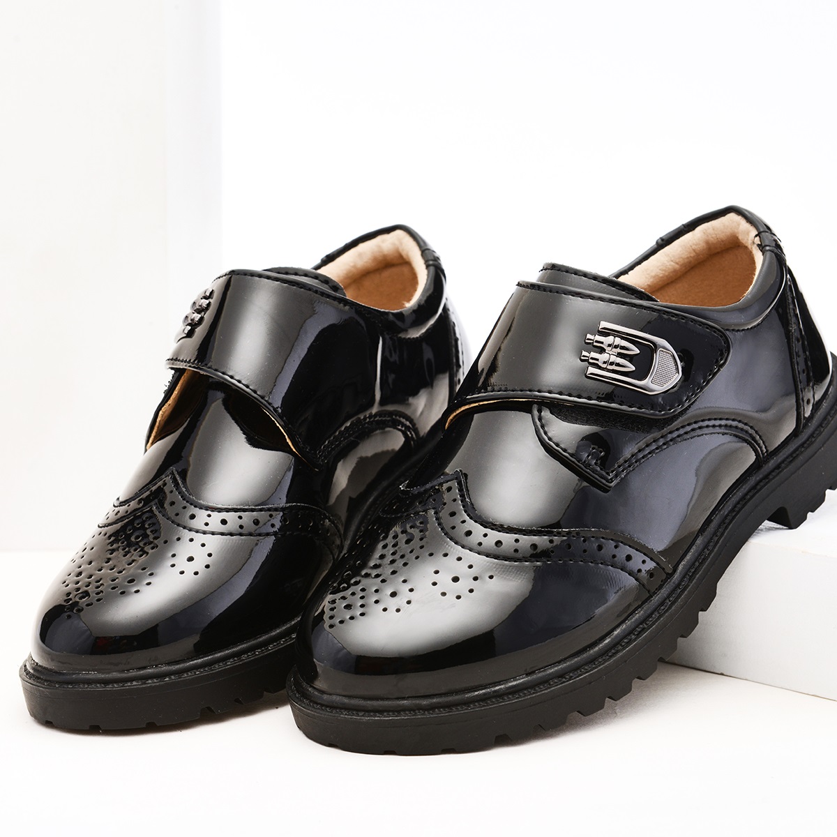 imo children leather shoes suit suit black school performance leather shoes banquets simple magic stick breathable chair shoes