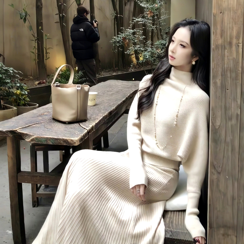 Beautiful Suit Skirt for Women for Important Occasions, Autumn and Winter Lazy Style, High-Neck Knitted Sweater and Skirt Two-Piece Set with a High-End Feel Beautiful Suit Skirt for Women for Important Occasions, Autumn and Winter Lazy Style, High-Neck Knitted Sweater and Skirt Two-Piece Set with a High-End Feel