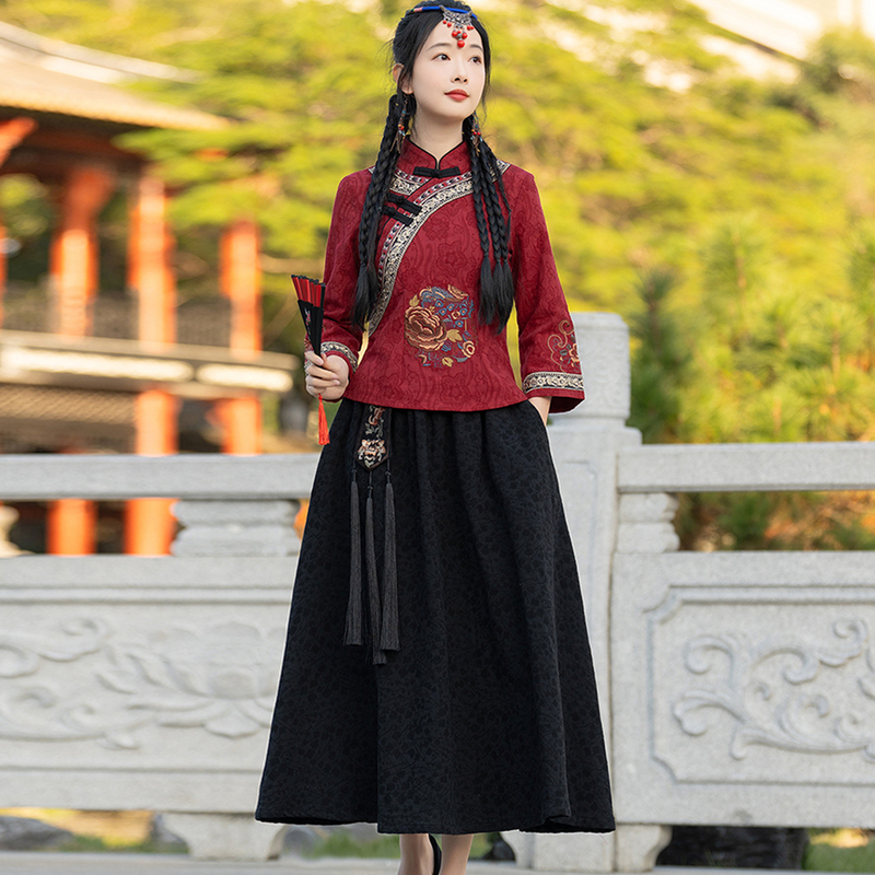 2026 Autumn and Winter Retro Chinese Style Improved Cheongsam Three-Quarter Sleeve Top Republic of China Style Tang Suit Zhuang Two-Piece Suit for Women