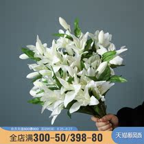  Lily simulation flower fake flower bouquet Living room dining table flower white decoration Flower arrangement vase decoration set decoration