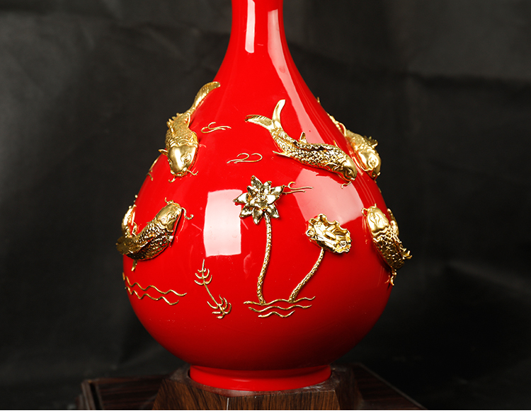 Really sheng dehua Chinese red porcelain paint line carve patterns or designs on woodwork bottle ceramic handicraft furnishing articles every year wining don 't move