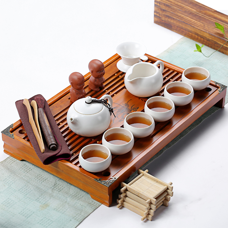 True to a whole set of ceramic tea set household kung fu tea cup solid wood tea tray tea tea accessories tea art