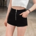 Mùa hè 2019 mới quần short denim trắng nữ dây kéo đỏ cao eo thon gọn gợi cảm bó sát sinh viên nóng bỏng quần thủy triều - Quần short quần sooc bò nữ Quần short