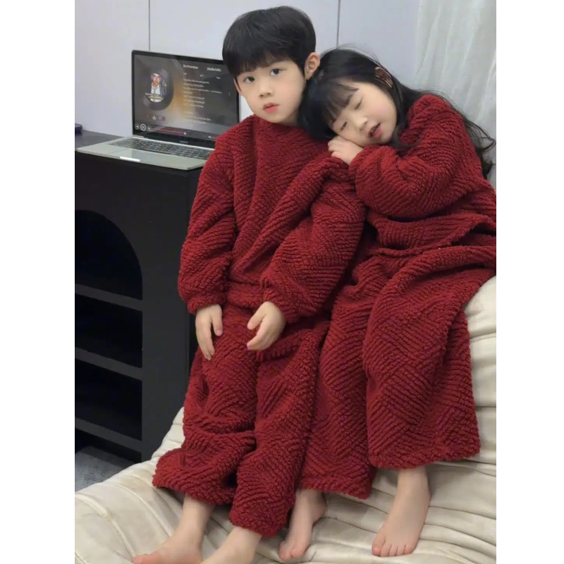 Children's Coral Flannel Pajamas Set 2025 New Style Boys and Girls Winter Thickened Warm Home Clothes Sibling Outfits