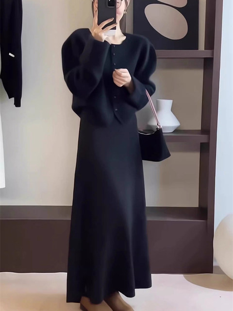 Autumn and Winter Thick Wool Knitted Skirt for Women, High-Waisted, Slimming A-Line Skirt, Elegant Umbrella Skirt, Long Skirt for Petite Women