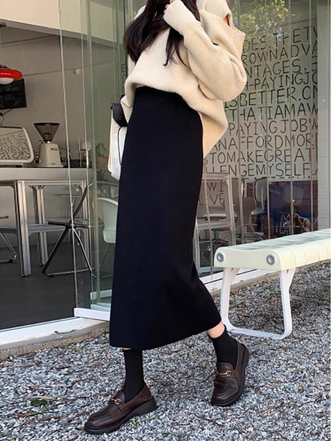 Autumn and Winter French Retro Slit Knit Skirt Women's High-End Elegant Slimming Woolen High-Waisted Hip-Hugging Long Skirt