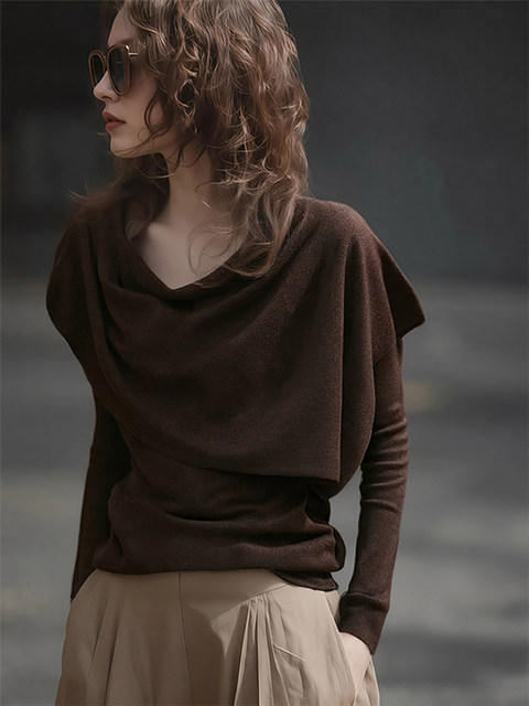 French Retro Fake Two-Piece Knit Sweater for Women, Autumn and Winter Design, Niche Sweater, Short Style with Cape Shawl Top