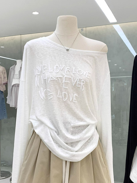 Lazy Style Diagonal Collar Printed Thin Long-Sleeved T-Shirt for Women in Summer, Pure and Desirable, Loose Sun Protection Outerwear, Unique Top